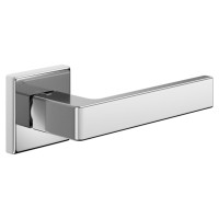 Дверна ручка Quattro 02 (264/14-ZC) хром, на квадратній розетці VIS