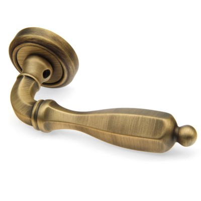 Дверная ручка на круглой розетке Frosio Bortolo коллекция Fadex (Фадекс) Camilla 228V B02-бронза матовая