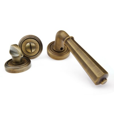 Ручка дверна на круглій розетці Frosio Bortolo колекція Fadex (Фадекс) Denver 424V B02 - бронза матова