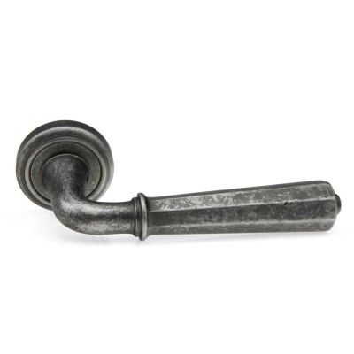 Ручка дверна на круглій розетці Frosio Bortolo колекція Fadex (Фадекс) Denver 424V N10 - античне залізо