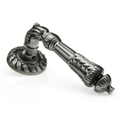 Ручка дверна на круглій розетці Frosio Bortolo колекція Fadex (Фадекс) Samantha 116C P52 - срібло темне