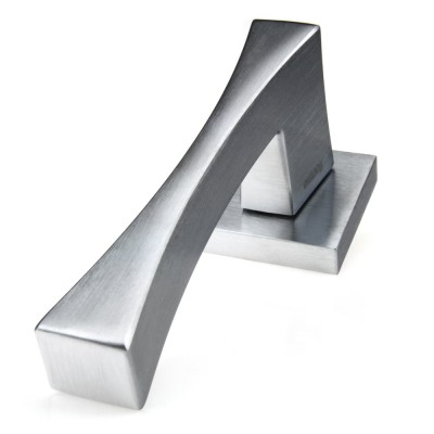 Ручка дверная на квадратной розетке Frosio Bortolo коллекция Forme (Форма) Artemide 213Q C02 – хром матовый