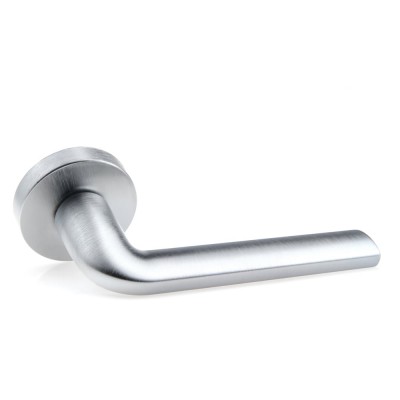 Ручка дверна на круглій розетці Frosio Bortolo колекція Forme (Форма) Milly 133A C02 - хром матовий