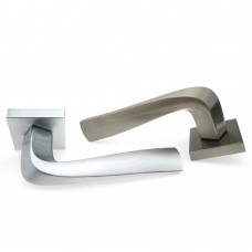 Дверна ручка Forme (Форма) Atlas 159R C01 - хром полірований