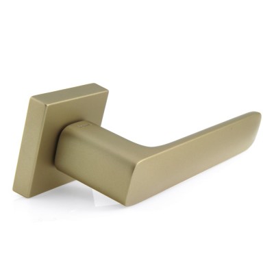 Ручка дверна на квадратній розетці Frosio Bortolo колекція Forme (Форма) Sky 490Q S02 - латунь перламутрова