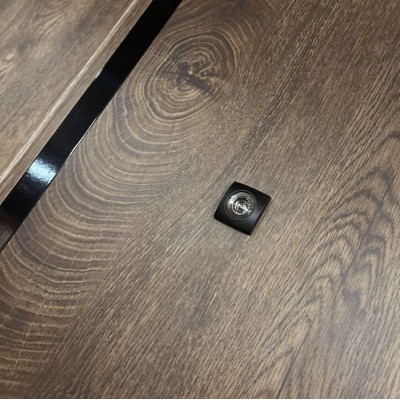 Вхідні двері квартирного типу МІНІСТЕРСТВО ДВЕРЕЙ модель П-3К-573 Спил коньячний/спил медовий