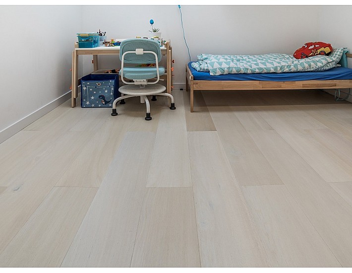 Фото Паркетна дошка VENIFLOOR Luxury Дуб Ivory LDLBV11 сорт АВ 1 Фото Паркетна дошка VENIFLOOR Luxury Дуб Ivory LDLBV11 сорт АВ 1