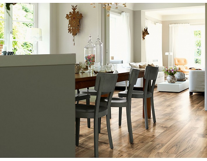 Фото Ламинат Egger Classic Aqua 32/8 EL1071 Орех Перганти коричневый 2