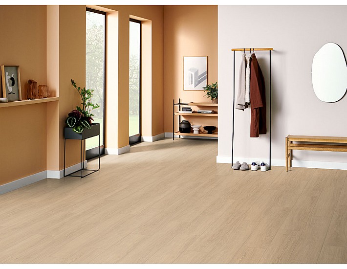 Фото Ламинат Egger Classic Aqua 32/8 EL2027 Дуб Виктория натуральный 2 Фото Ламинат Egger Classic Aqua 32/8 EL2027 Дуб Виктория натуральный 2