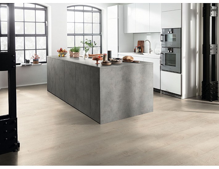 Фото Ламинат Egger Classic Aqua 32/8 EL2034 Дуб Ньюбери белый 2 Фото Ламинат Egger Classic Aqua 32/8 EL2034 Дуб Ньюбери белый 2