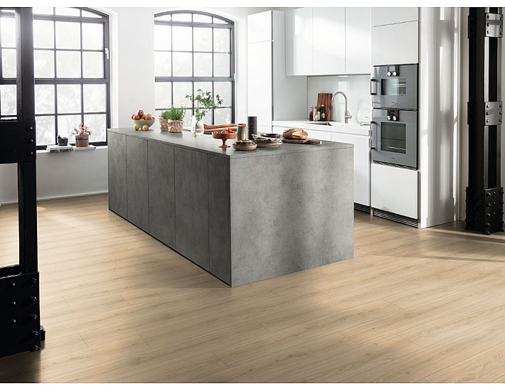 Фото Ламинат Egger Classic Aqua Plus 32/8 EL2170 Дуб Падуя светлый 2