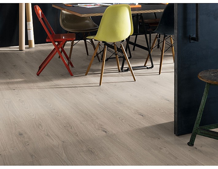 Фото Ламинат Egger Classic Aqua Plus 32/8 EL2184 Дуб Тревизо серый 2