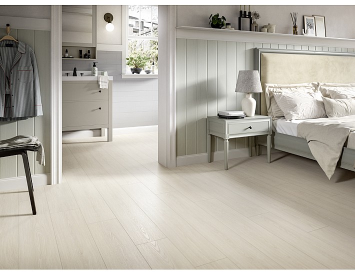 Фото Ламинат Egger Classic Aqua Plus 33/8 EL2150 Дуб Казелла белый 2