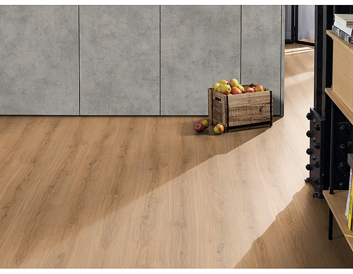 Фото Ламинат Egger Classic Aqua Plus 33/8 EL2172 Дуб Падуя медовый 2