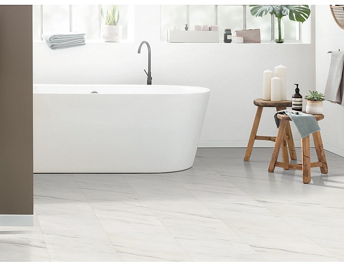 Фото Ламинат Egger Kingsize Aqua Plus 32/8 ELF812 Мрамор Леванто белый 2